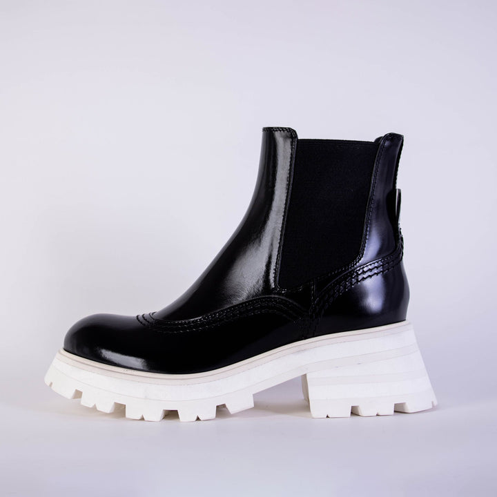 Alexander McQueen Black Leather White Sole Chelsea Boots